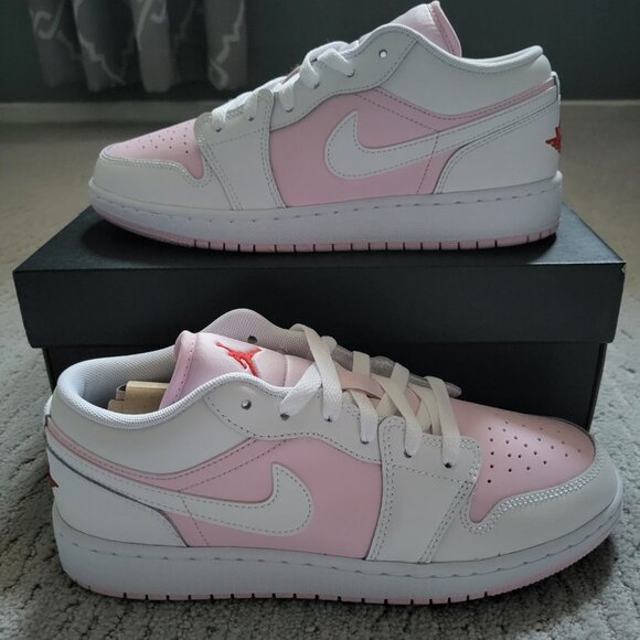 Youth Size 6Y Jordan 1 Low Pink Foam Fire Red White (GS) 553560-608 AUTHENTICNEW - Picture 2 of 9